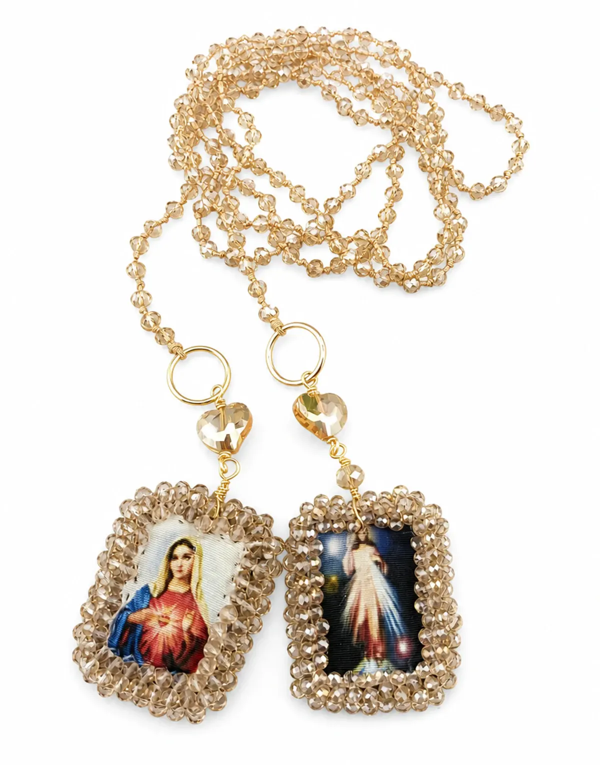 Collar con dijes de cristal y tela