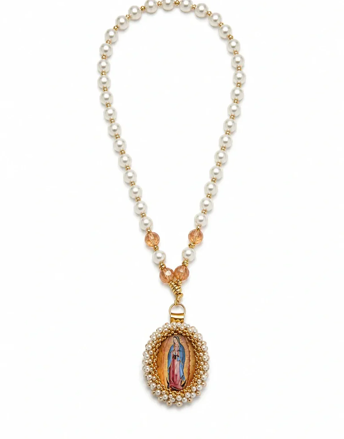 Collar largo con medalla devocional