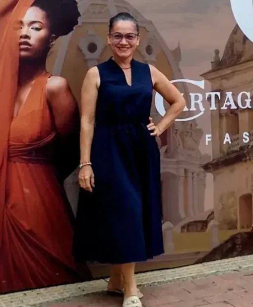 María atendiendo una consulta de Salmo 23